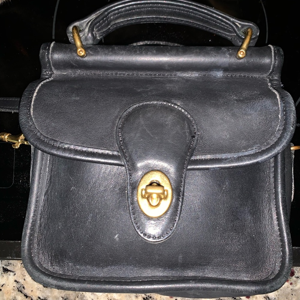 **RESERVED** Vintage Coach Willis bag Navy Blue